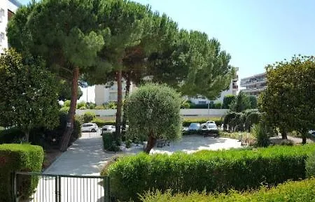 Studio Neuf Et équipé, Plages Et Restaurants à Deux Pas !